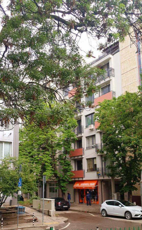 Bright And Newly Refurbished Apartment Near Center Sofia Exterior photo